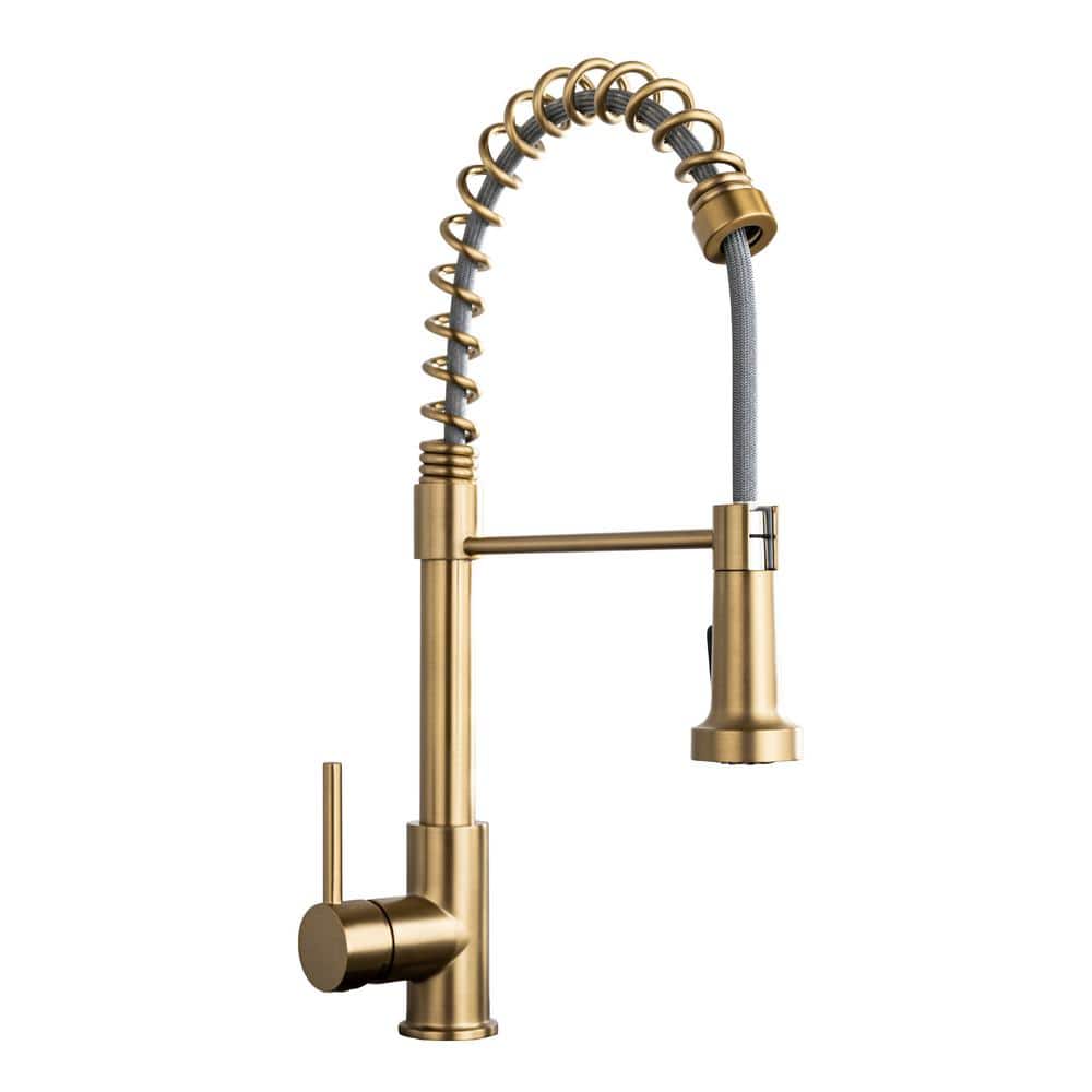 Single Handle Pull Out Sprayer Kitchen Faucet in Brushed Gold