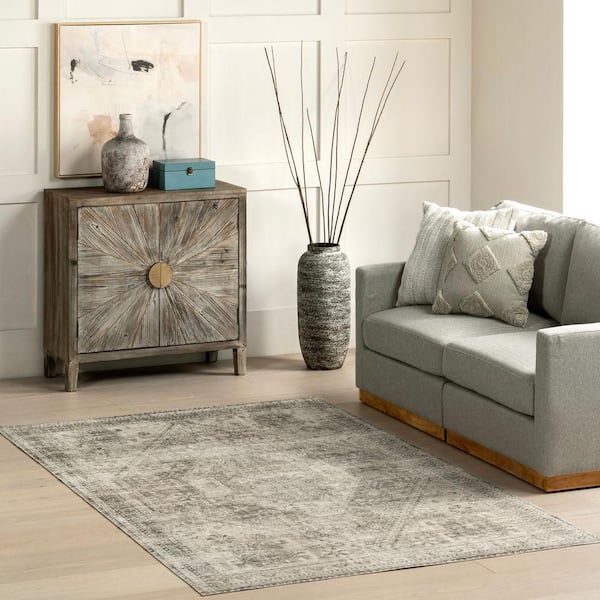 Winny SplashGuard Machine Washable Area Grey 5 ft. x 7 ft. Indoor Area Rug