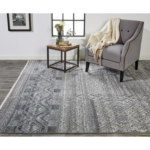2 ft. x 3 ft. Gray, Ivory Geometric Area Rug