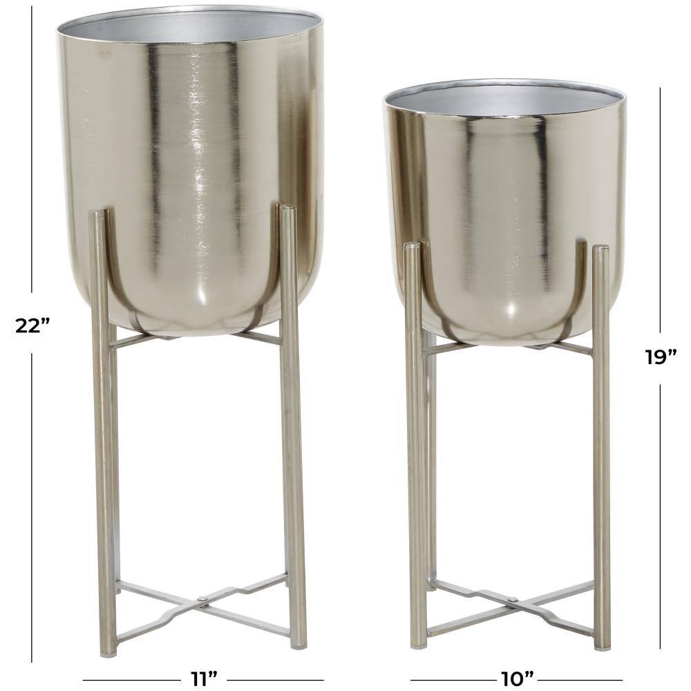 Silver Metal Indoor Outdoor Planter Set with Removable Stand, 19" and 22"