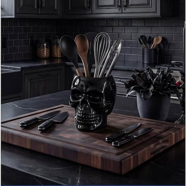 Gothic Black Ceramic Skull Kitchen Utensil Holder with 3D Realistic Skeleton Design and Large Capacity