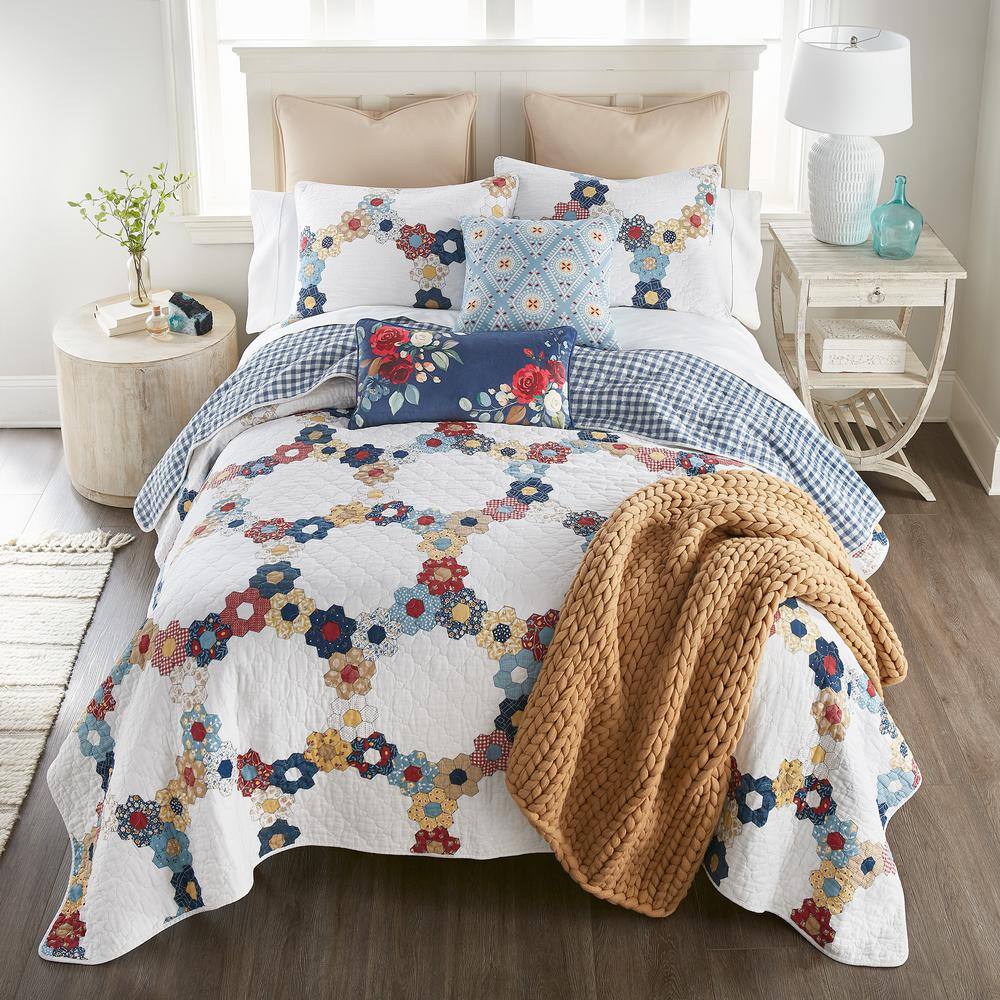 White Cotton King Reversible Floral Quilt Set