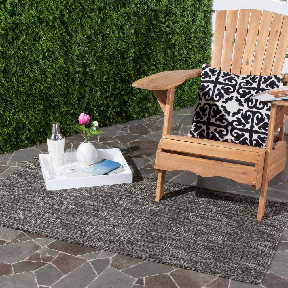 24" Square Black Synthetic Easy-Care Indoor/Outdoor Rug