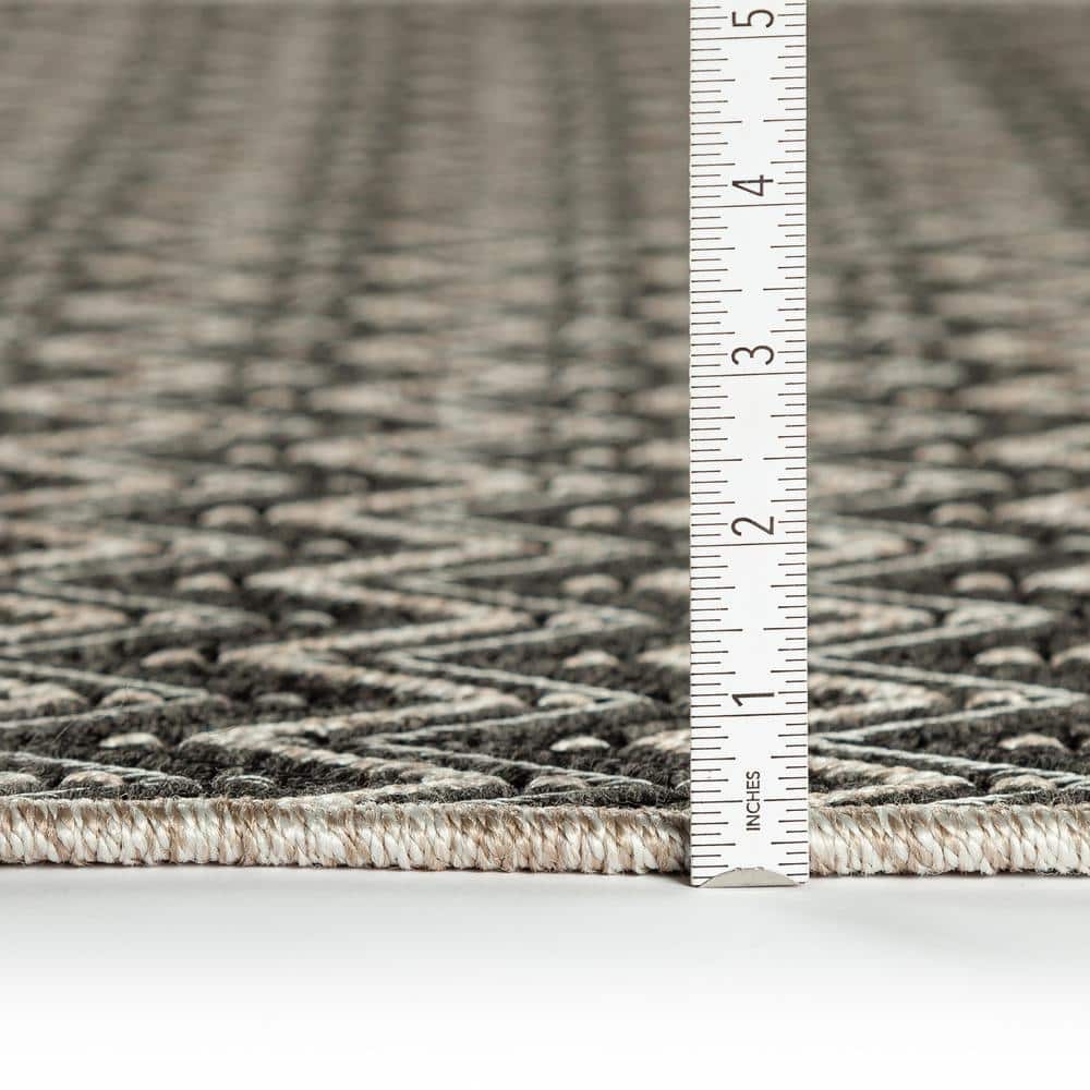 Charcoal Gray Geometric Flat Woven 8' x 10' Area Rug
