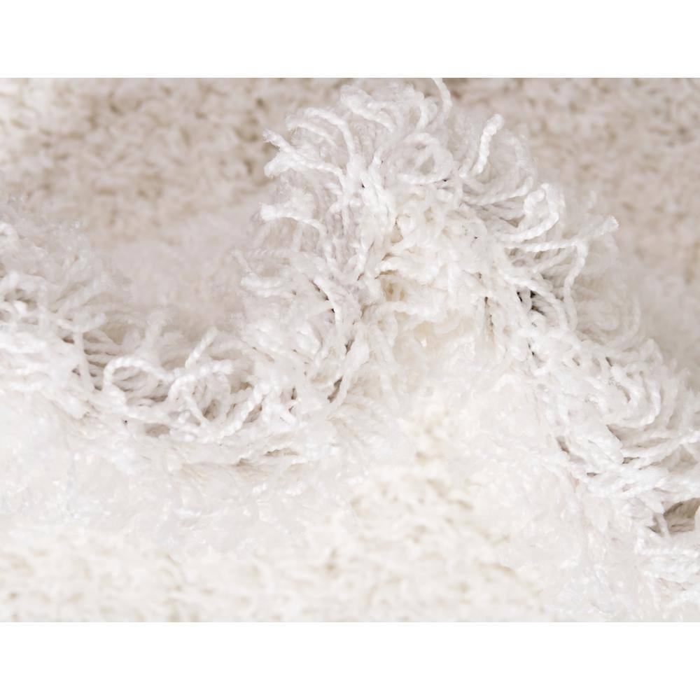 Reversible Snow White and Blue Solid Shag 4' x 6' Rug