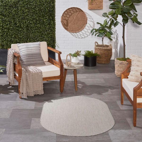 Courtyard Ivory Silver 3 ft. x 5 ft. All-Over Design Contemporary Oval Area Rug