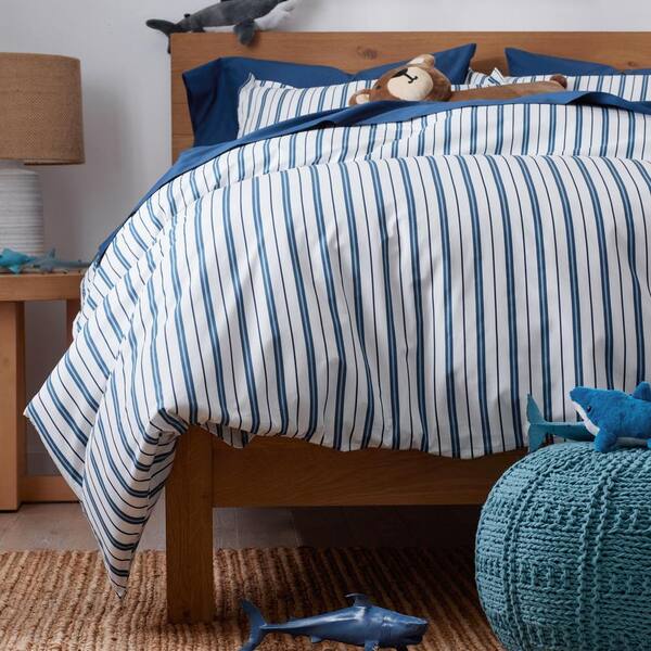 The Company Store Wide Stripe Yarn Dyed Navy 200-Thread Count Cotton Percale Twin XL Fitted Sheet, Blue