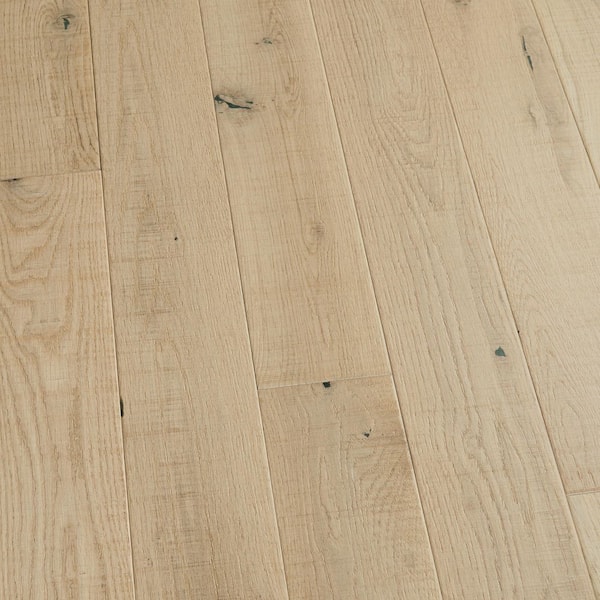 Point Reyes French Oak 3/4 in. T x 5 in. W Distressed Solid Hardwood Flooring (22.6 sq. ft./case)