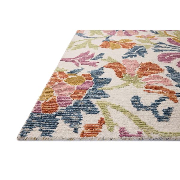 Tilly Ivory / Multi 7 ft. x 6 in. x 9 ft. 9 in. Traditional Area Rug