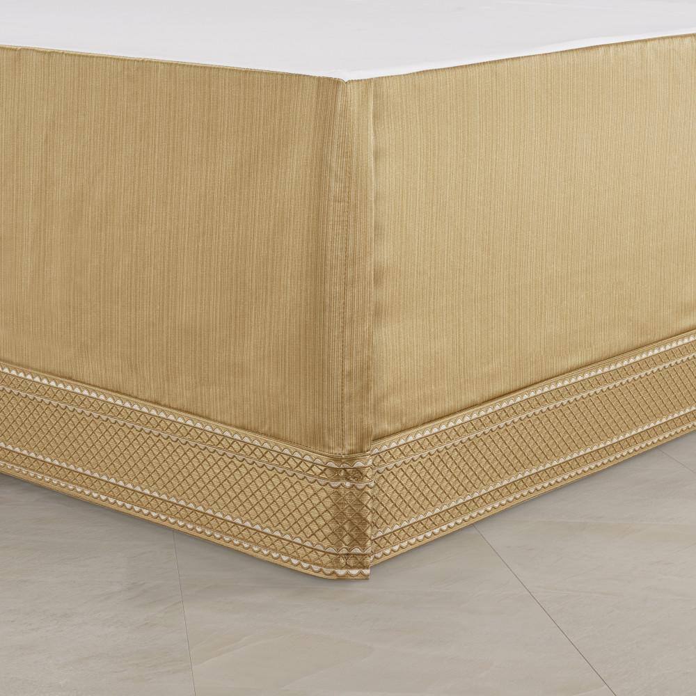 Aurelia King Ivory and Gold Embroidered Comforter Set