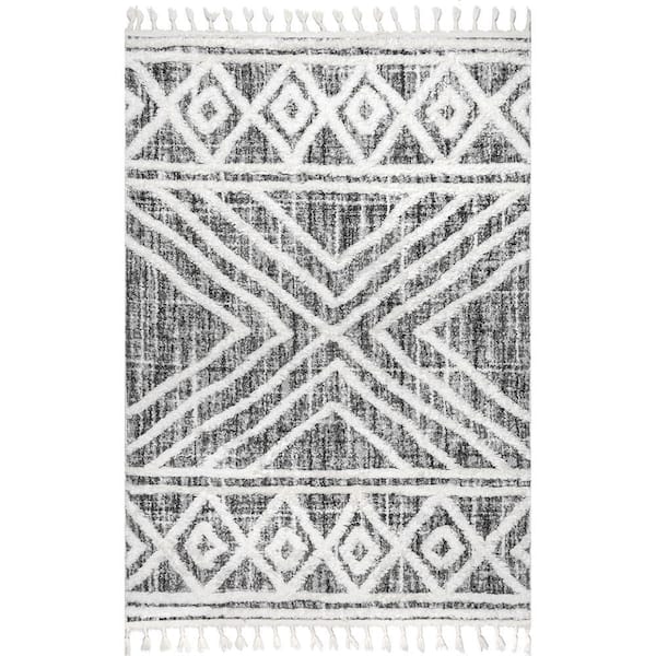 nuLOOM Pamela Contemporary High Low Shaggy Tassel Grey 8 ft. x 10 ft. Indoor Area Rug