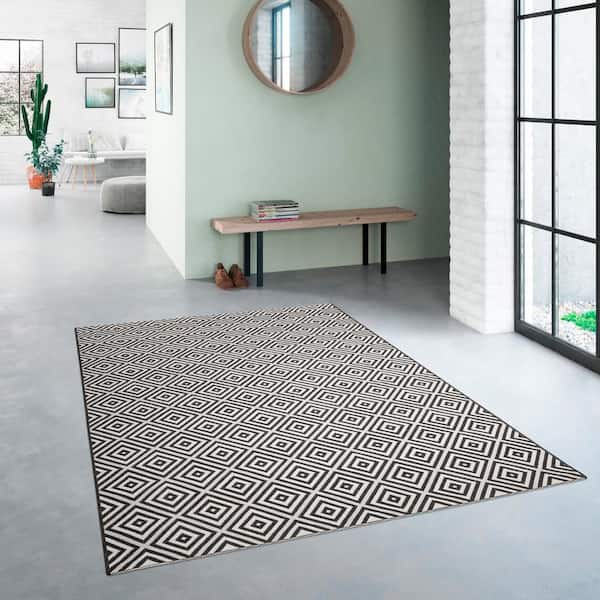 Amador Black 8 ft. x 10 ft. Indoor/Outdoor Area Rug