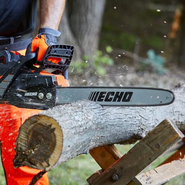 ECHO eFORCE 18 in. 56V Cordless Electric Battery Brushless Rear Handle  Chainsaw Kit with 5.0Ah Battery and Charger DCS-5000-18C2 - The Home Depot