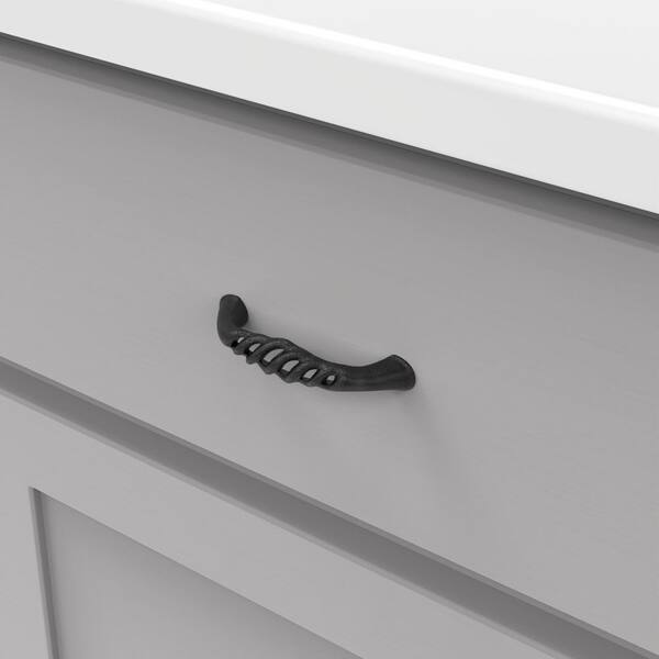 Hickory Hardware Manor House 3-in (76mm) Center to Center Silver Stone Novelty Handle Drawer Pull