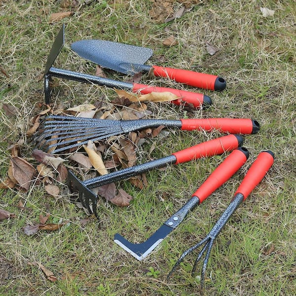 https://images.thdstatic.com/productImages/3057a53d-38a4-4522-952f-84d423869890/svn/red-and-black-garden-tool-sets-b071w8gdw5-76_600.jpg