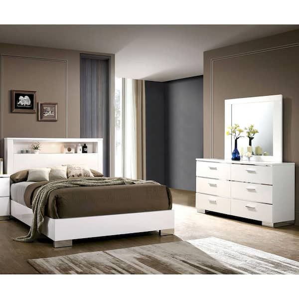 Furniture of America Tigua 2-Piece White Wood California King Bedroom ...