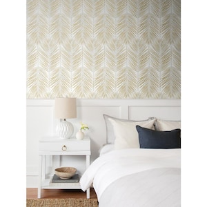 Silver and Gold Marina Palm Unpasted Nonwoven Wallpaper Roll 57.5 sq. ft.