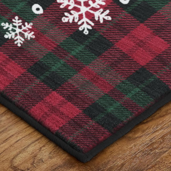 https://images.thdstatic.com/productImages/306a17e6-8a6a-49f9-bb55-4e25abd12261/svn/red-mohawk-home-christmas-doormats-080974-77_600.jpg