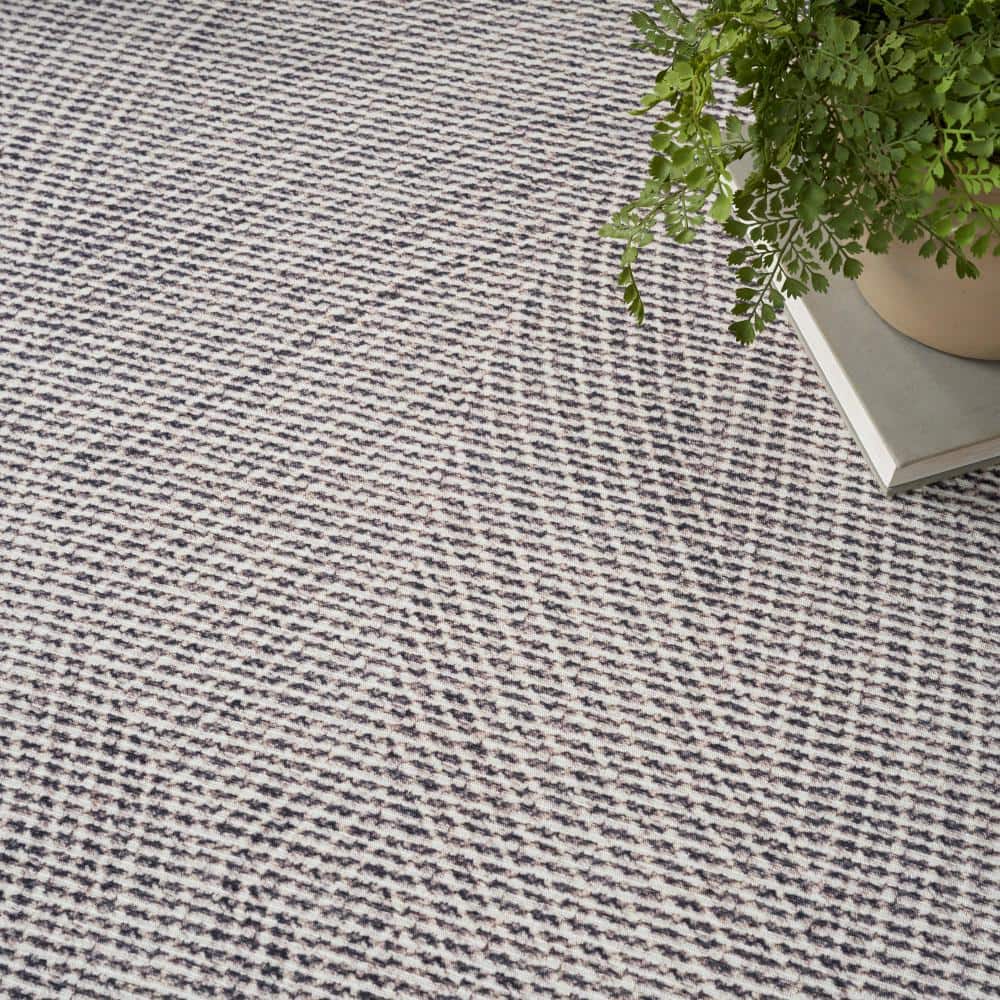 Gray Geometric Cotton Synthetic Rectangular 6' x 9' Area Rug