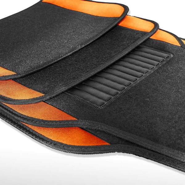 FH Group F14407ORANGE Universal Fit Premium Teppich Orange Auto-Fußmatten  passend für die meisten Autos, SUVs und Trucks mit Fahrer-Fersenpolster,  komplettes Set : : Auto & Motorrad