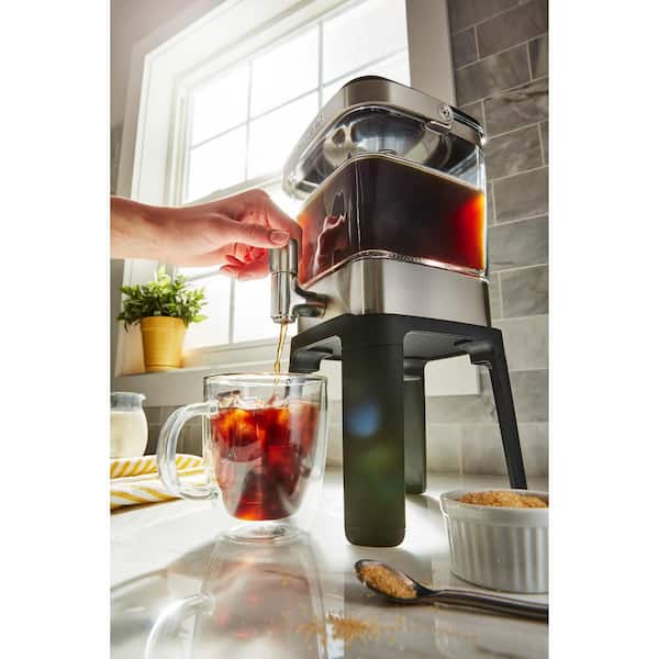 KitchenAid 4.75 Cup Silver Cold Brew Coffee Maker KCM5912SX - The