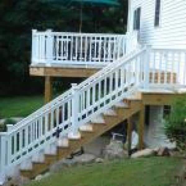 Vanderbilt 3.5 ft. H x 6 ft. W White Vinyl Stair Railing Kit