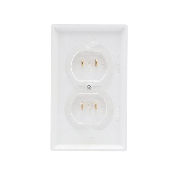 Hampton Bay 1 Gang Duplex Wall Plate with 2 Color Changing Plug