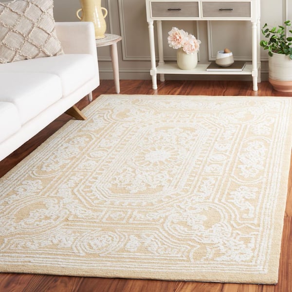 Ebony Ivory/Gold 4 ft. x 6 ft. Traditional Area Rug