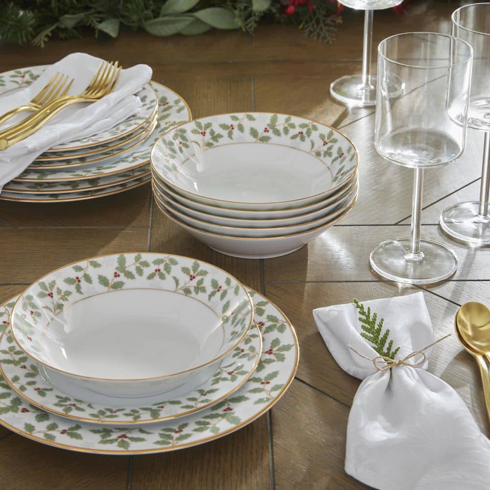 White Porcelain Soup Bowl Set with Gold Trim, Service for 4