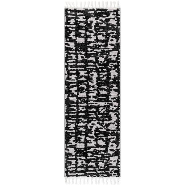 nuLOOM Cosette Abstract High Low Textured Tassel Black 2 ft. 8 in. x 8 ft. Runner Rug