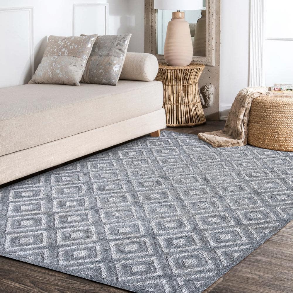Dark Gray Geometric Reversible Indoor/Outdoor Area Rug