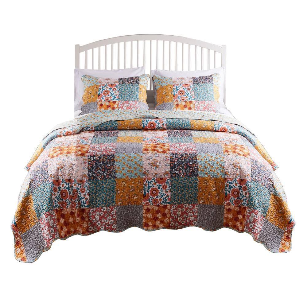 Carlie Twin Cotton Reversible Patchwork Quilt Set