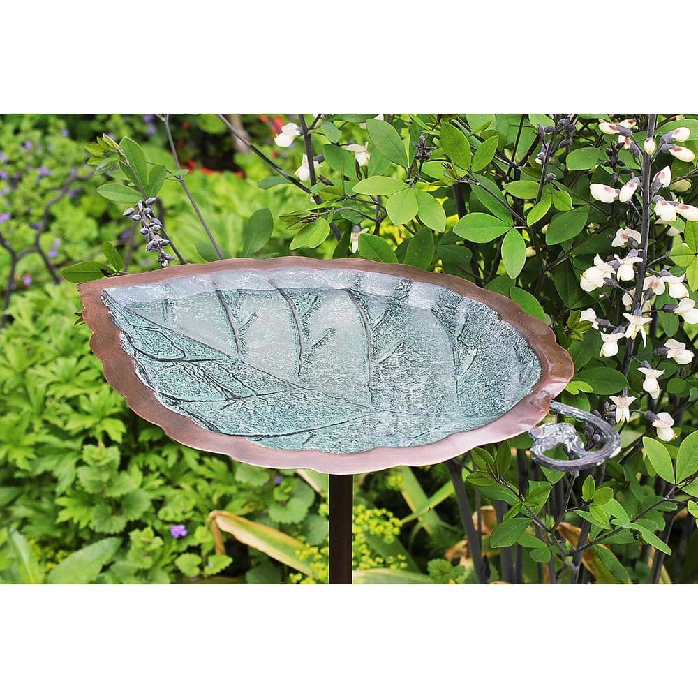 Antique Brass Leaf Birdbath with Iron Stake