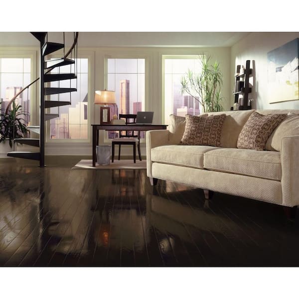 American Originals Flint Oak 3/4 in. T x 5 in. W Smooth Solid Hardwood Flooring (23.5 sq.ft./ctn)