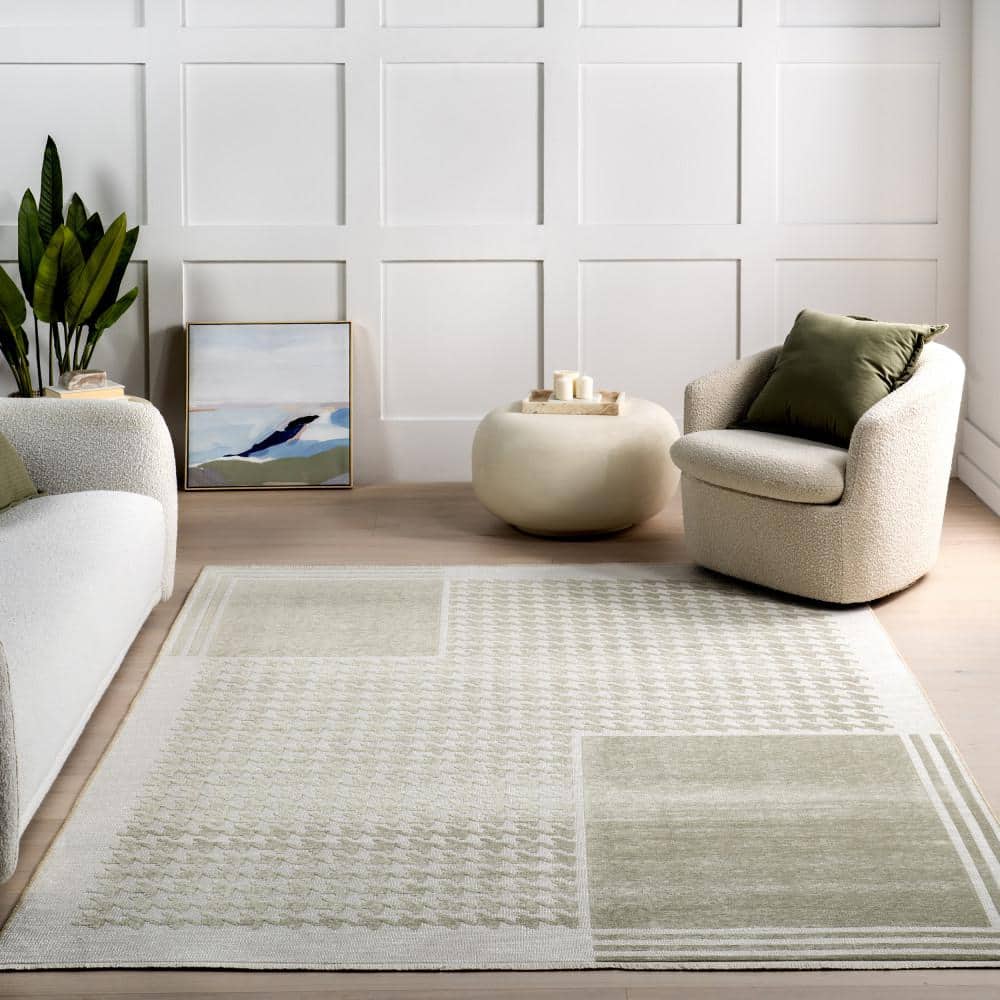 Green and White Geometric Reversible 4' x 6' Area Rug