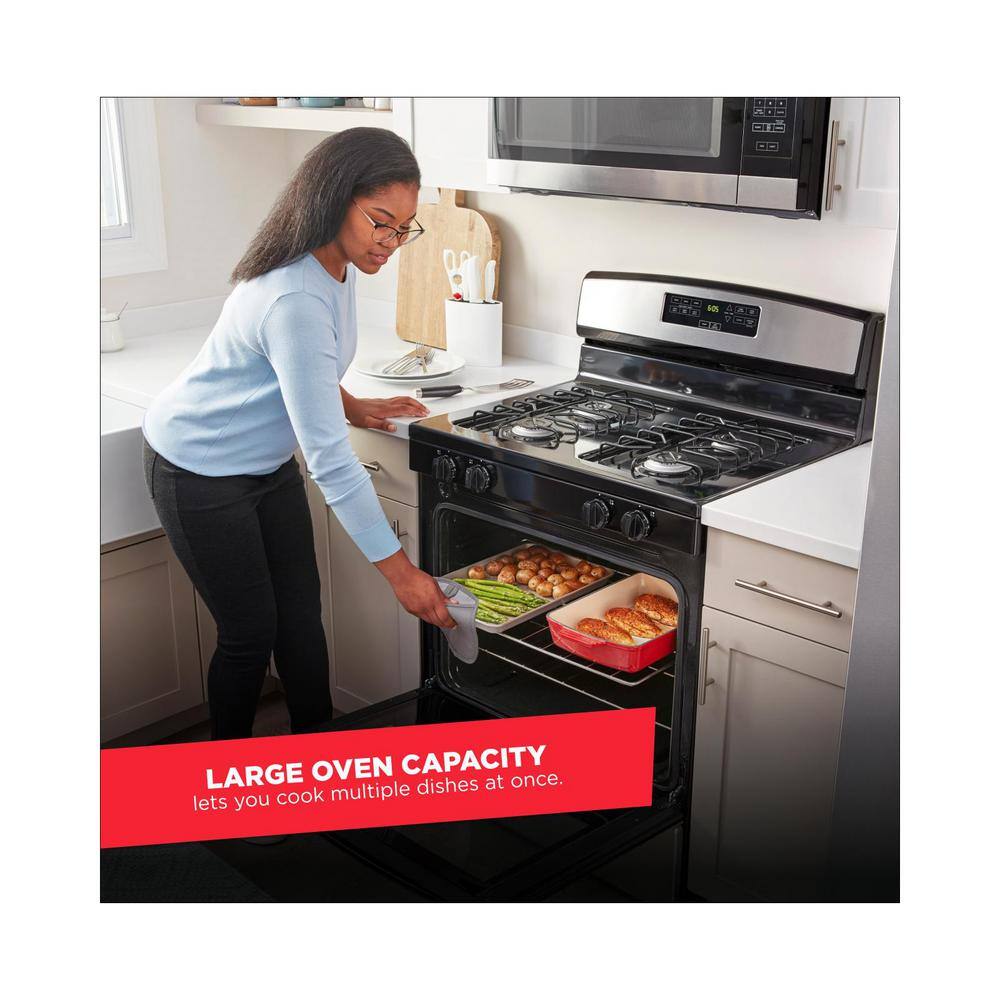 30-Inch Black Freestanding Natural Gas Range with Broiler Drawer