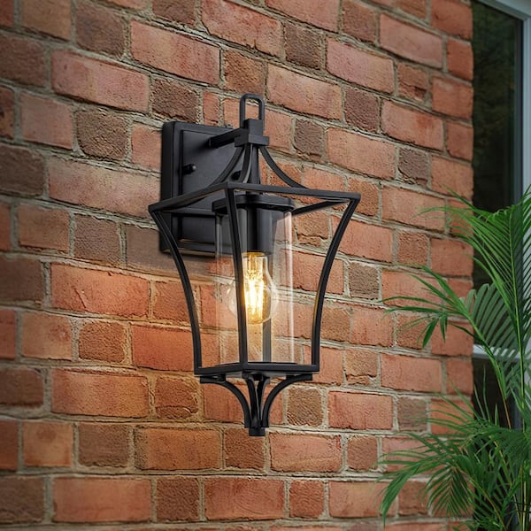 HUOKU El campo 15.8 in. 1-Light Matte Black Dusk to Dawn Hardwired Outdoor Wall Lantern Scone with Tube Clear Glass (1-Pack）