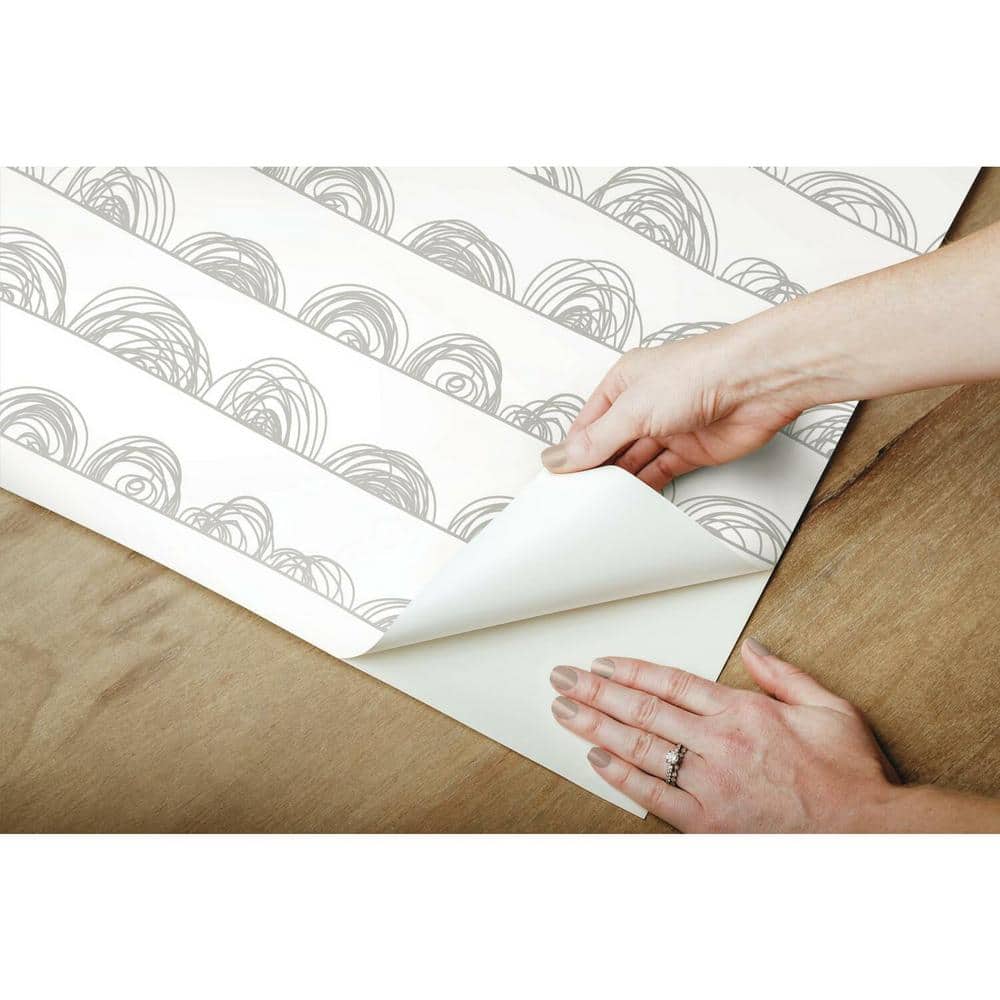 Gray and White Doodle Scallop Peel and Stick Wallpaper Roll