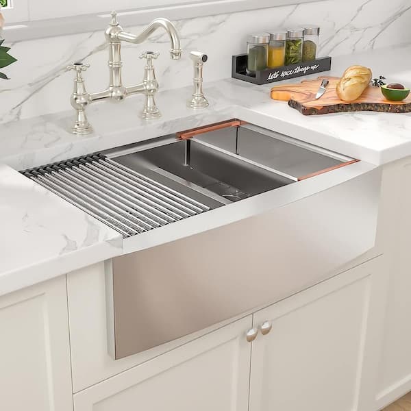 https://images.thdstatic.com/productImages/314002bb-ceab-4a49-aa4c-d5abc94b0025/svn/stainless-steel-brushed-lordear-farmhouse-kitchen-sinks-sc3322-2a64-fa_600.jpg