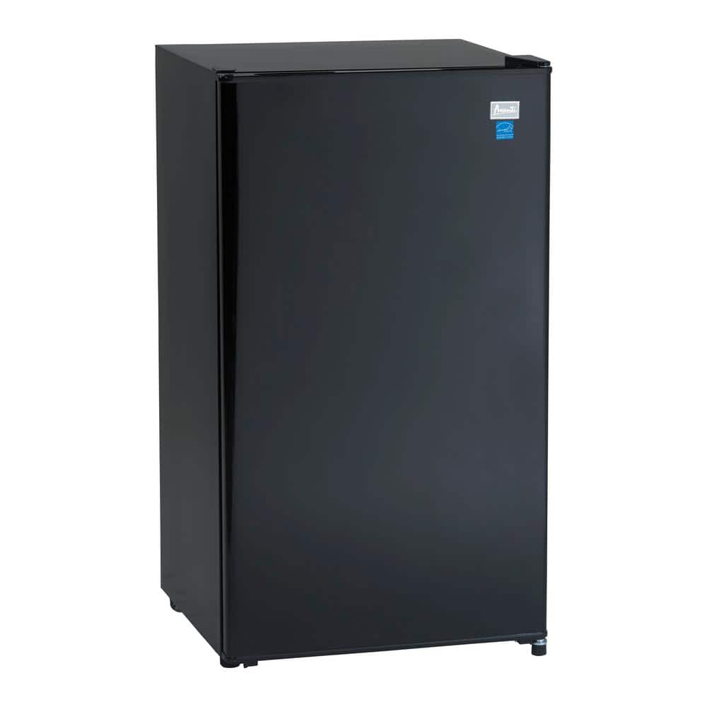 19 in. 3.2 cu.ft. Mini Refrigerator in Black without Freezer