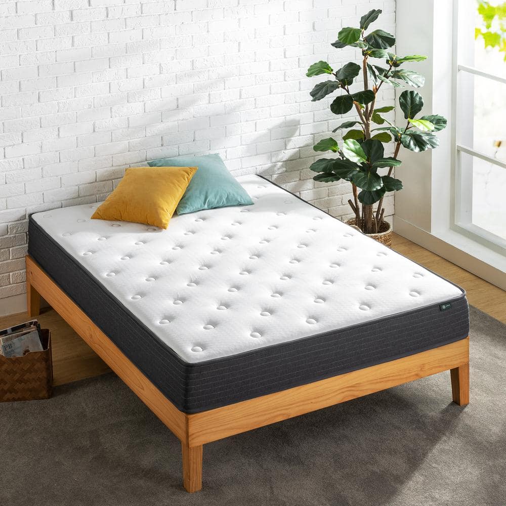 8'' Full Eurotop Innerspring Mattress with Two-Toned Cover