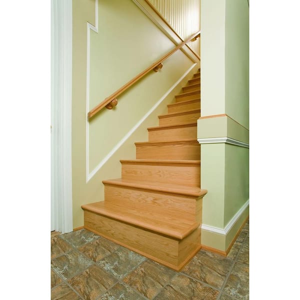 Alexandria Moulding 12 5 8 In X 1 7 8 In Oak Bullnose Stair Tread Cap Sp153 40013c The Home Depot