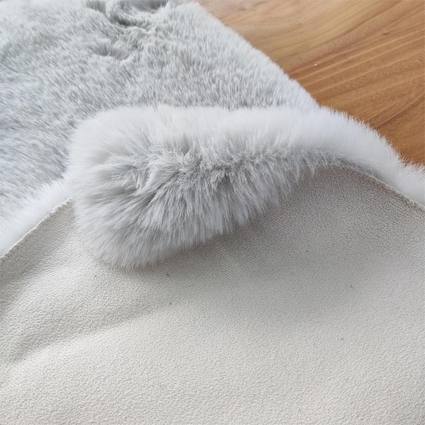 iliebe Mmlior Light Gray 8 ft. x 10 ft. Soft Faux Rabbit Fur Area