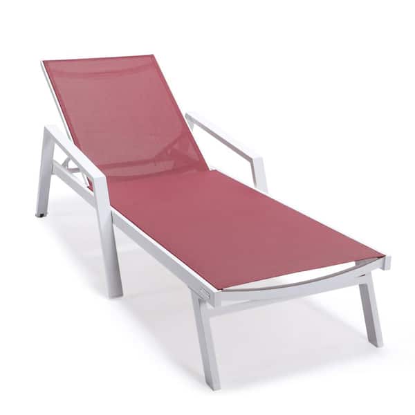 Leisuremod Marlin Modern White Aluminum Outdoor Chaise Lounge Chair With Arms and Fire Pit Table (Burgundy)