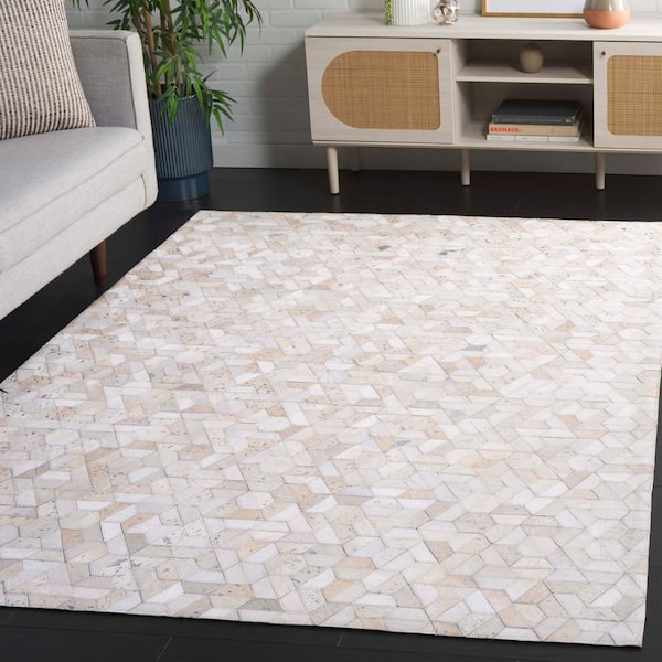 Studio Leather 3 ft. x 5 ft. Ivory/Silver Distressed Hexagons Area Rug