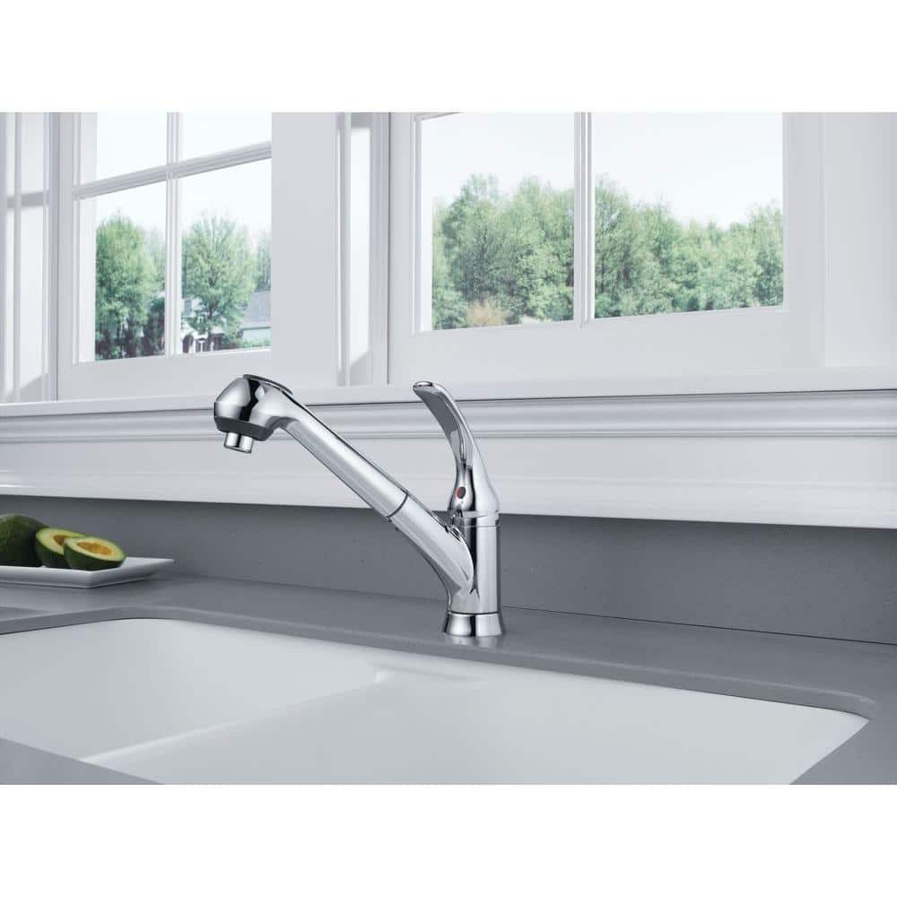 Chrome Pull-Out Single Handle Kitchen Faucet with Zinc Body