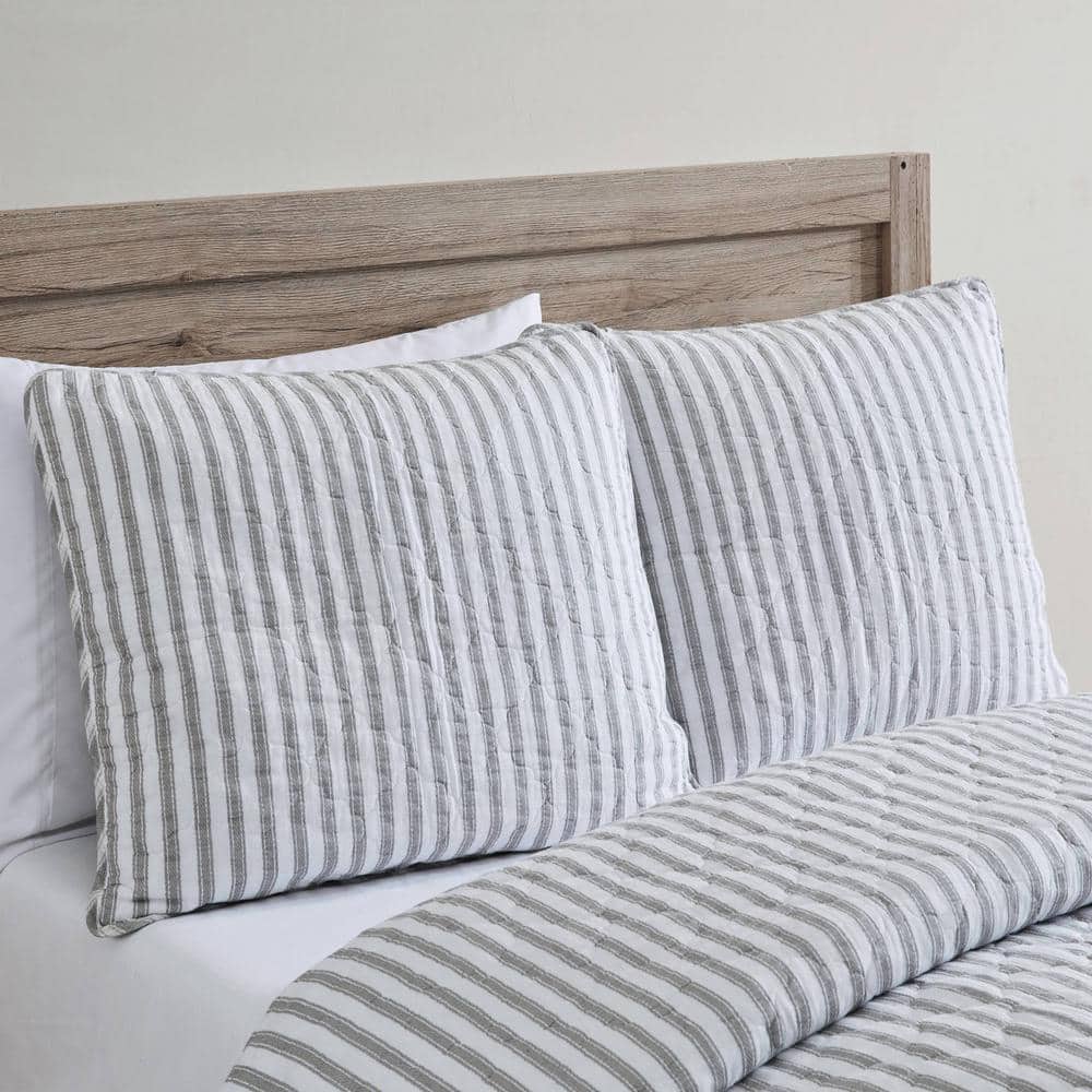 Gray and Ivory Reversible Cotton Full Quilt Set