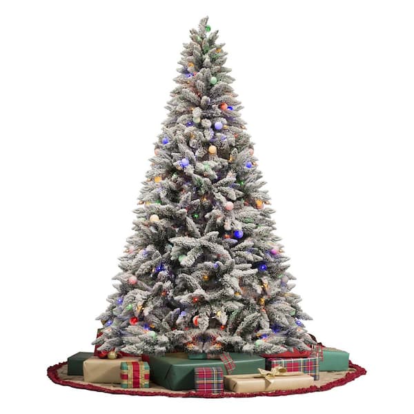 6 ft Pre-Lit Snow Flocked Artificial Christmas Tree with 300 Lights and 587 Branch Tips