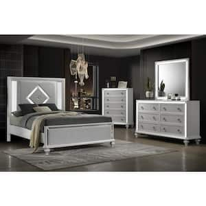 New Classic Furniture Stardust 4-Piece White Queen Wood Bedroom Set (Bed/Dresser/Mirror/Chest)