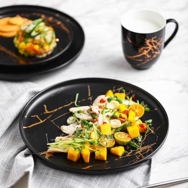 Stone Lain Zora 32-Piece Dinnerware Set Porcelain, Service For 8, Black